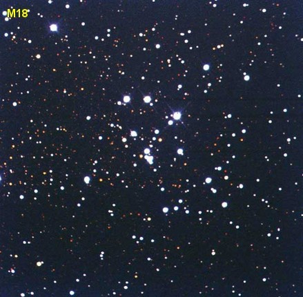 Típus: Nyílthalmaz, α = 18:19:58, δ = -17:6:6, Csillagkép: Sagittarius | Nyilas, Fényesség: 6.9, Méret: 420