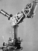 Gothard 9-es számú nagy spektrográfja 1886-ban.
